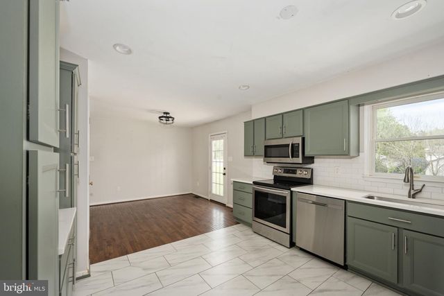 11211 WOLFE CT, Bealeton, VA 22712