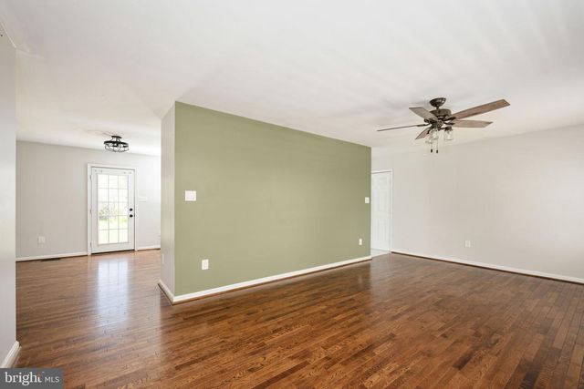 11211 WOLFE CT, Bealeton, VA 22712