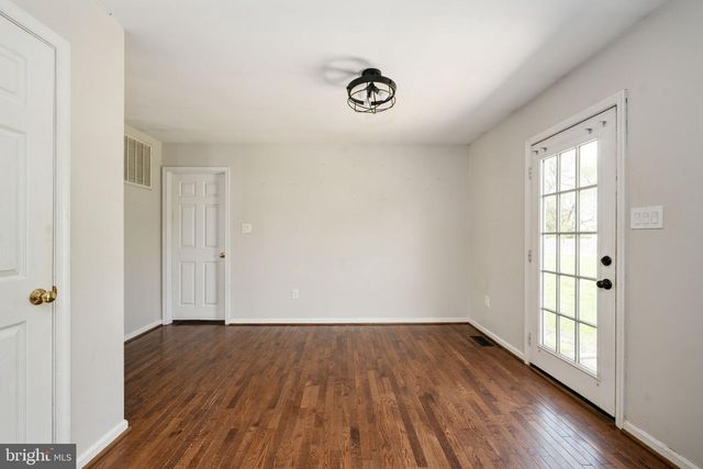 11211 WOLFE CT, Bealeton, VA 22712