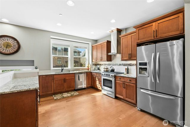 1340 Brooklyn Walk NE, Issaquah, WA 98029