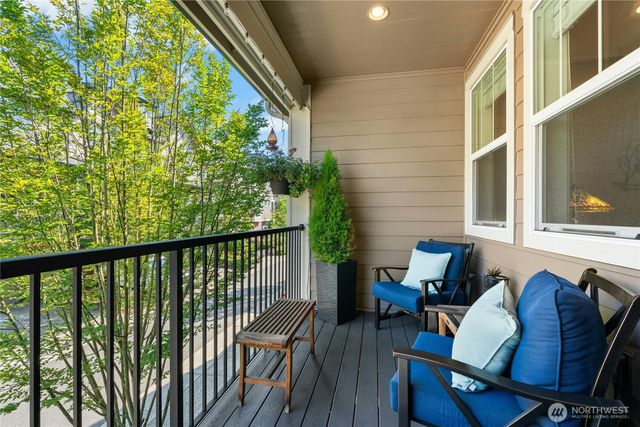 1340 Brooklyn Walk NE, Issaquah, WA 98029