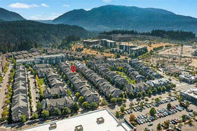 1340 Brooklyn Walk NE, Issaquah, WA 98029