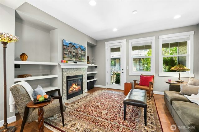 1340 Brooklyn Walk NE, Issaquah, WA 98029