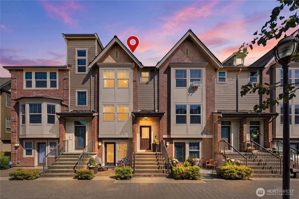 1340 Brooklyn Walk NE, Issaquah, WA 98029