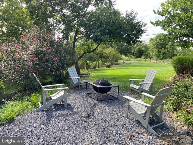 271 OGDEN FARM RD, Moorefield, WV 26836