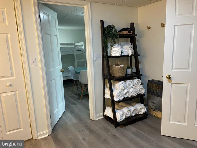 271 OGDEN FARM RD, Moorefield, WV 26836