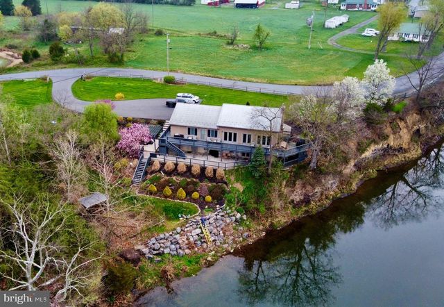 271 OGDEN FARM RD, Moorefield, WV 26836