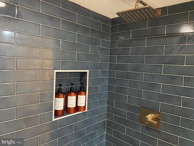 271 OGDEN FARM RD, Moorefield, WV 26836