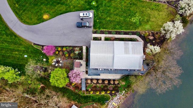 271 OGDEN FARM RD, Moorefield, WV 26836