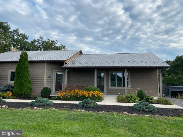 271 OGDEN FARM RD, Moorefield, WV 26836