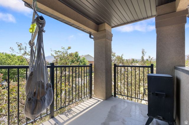 1594 N CATAGENA PARK PKWY, Saratoga Springs, UT 84045