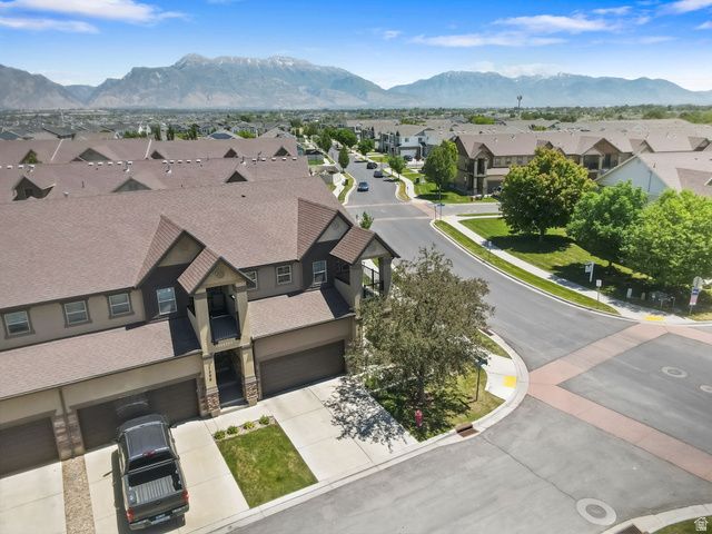 1594 N CATAGENA PARK PKWY, Saratoga Springs, UT 84045