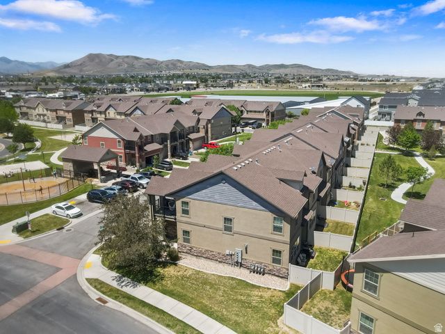 1594 N CATAGENA PARK PKWY, Saratoga Springs, UT 84045