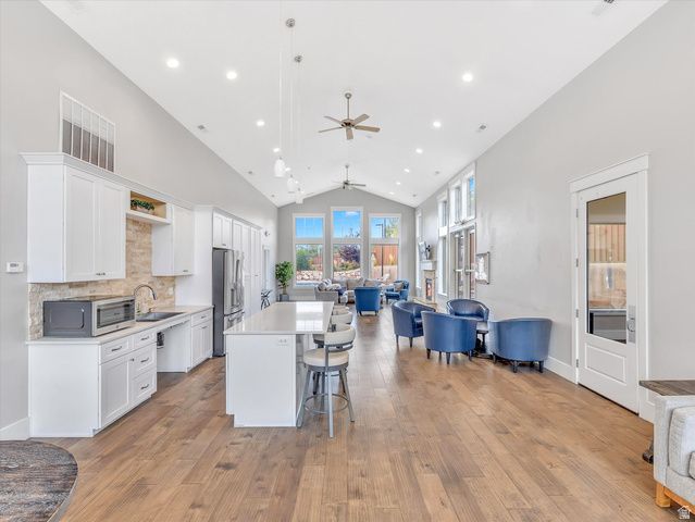 286 E SANDY SAGE WAY, Sandy, UT 84070