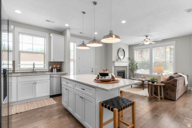 286 E SANDY SAGE WAY, Sandy, UT 84070