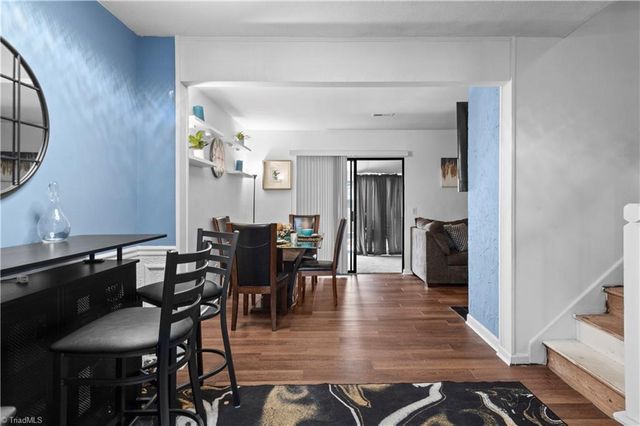 201 E Montcastle Drive C, Greensboro, NC 27406