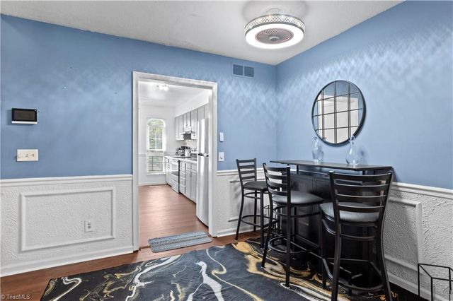 201 E Montcastle Drive C, Greensboro, NC 27406