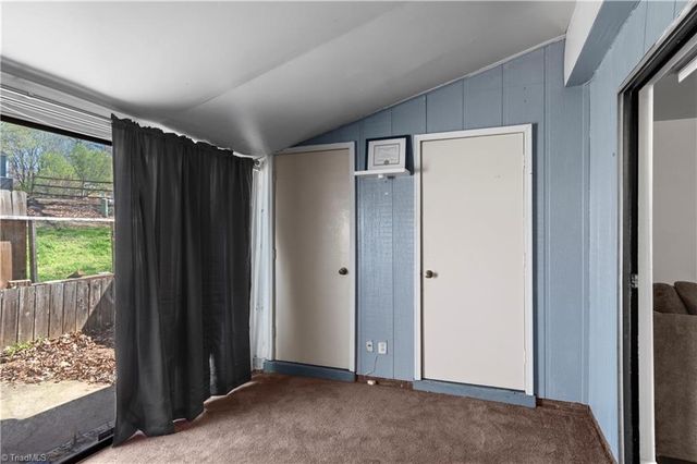 201 E Montcastle Drive C, Greensboro, NC 27406