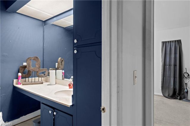 201 E Montcastle Drive C, Greensboro, NC 27406