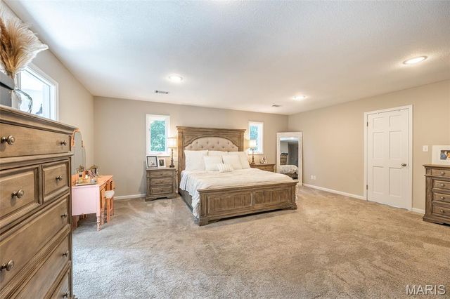 6901 Woodland Meadow Drive, Poplar Bluff, MO 63901