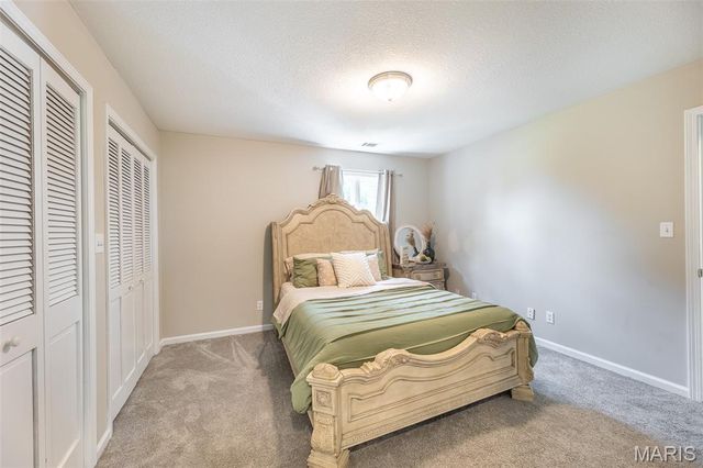 6901 Woodland Meadow Drive, Poplar Bluff, MO 63901