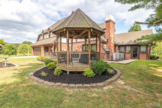 6901 Woodland Meadow Drive, Poplar Bluff, MO 63901