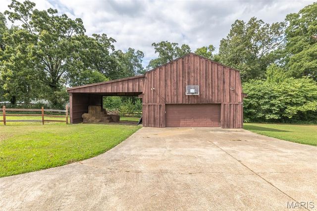 6901 Woodland Meadow Drive, Poplar Bluff, MO 63901