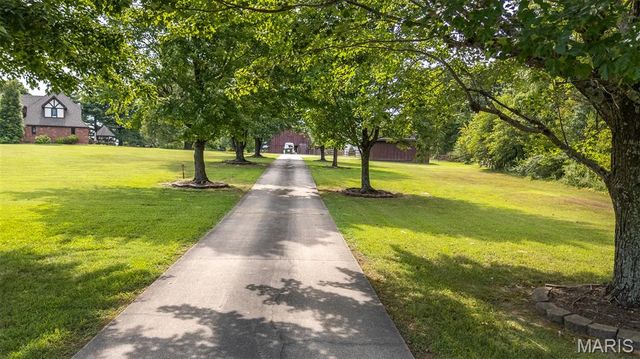 6901 Woodland Meadow Drive, Poplar Bluff, MO 63901