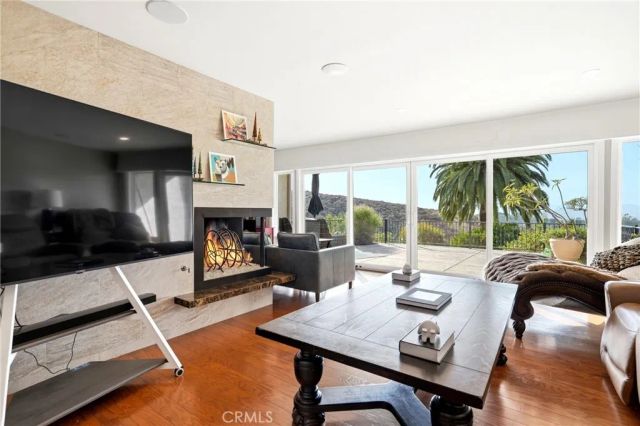 2235 El Capitan, Riverside, CA 92506