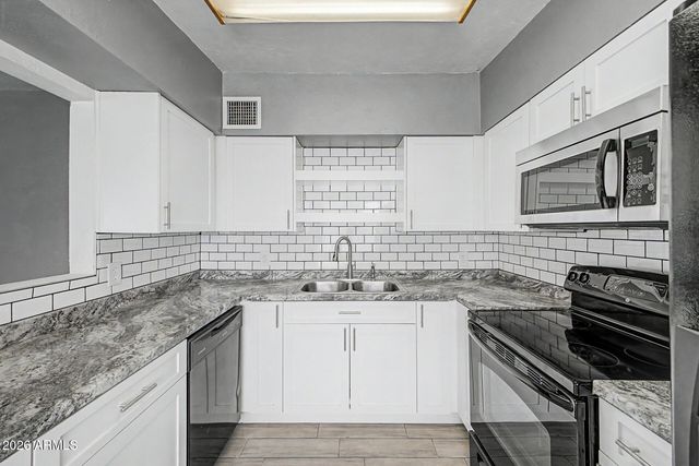 913 N TREKELL Road, Casa Grande, AZ 85122