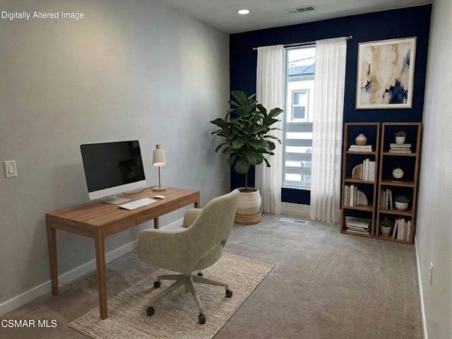 139 Farmhouse Drive 6, Simi Valley, CA 93065