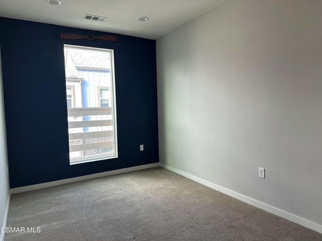 139 Farmhouse Drive 6, Simi Valley, CA 93065