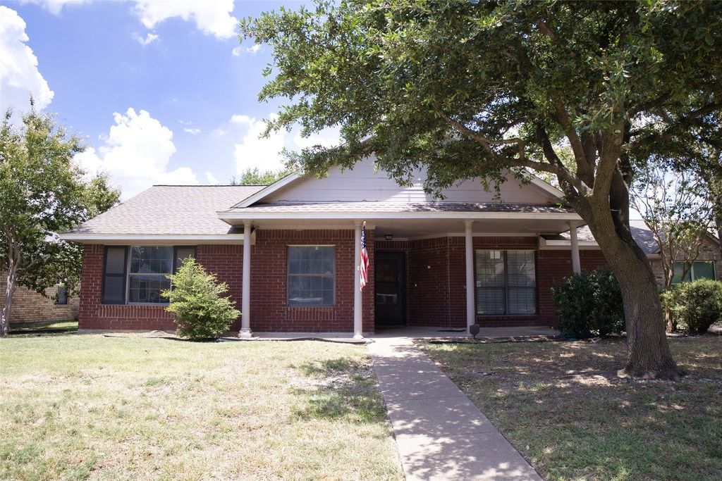 1545 Evergreen Dr., Allen, TX 75002