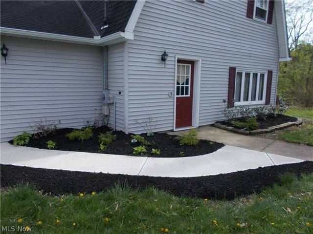 6429 Russia Road, South Amherst, OH 44001