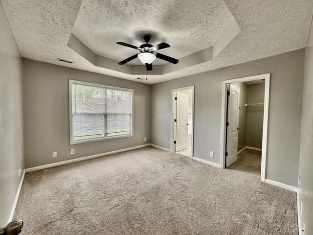 942 Cobbler Dr, Clarksville, TN 37040