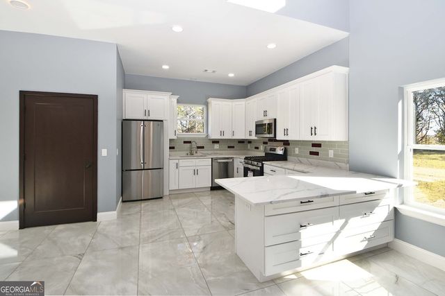 138 Zachary Drive, Carrollton, GA 30117