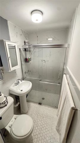 460 NW 109th Street Studio, Miami, FL 33168