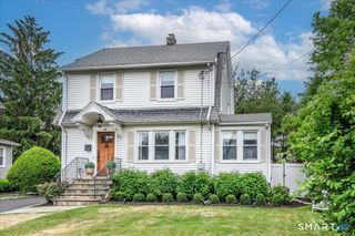 46 Reynolds Drive, Fairfield, CT 06824