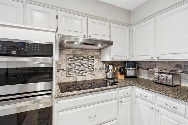 2618 Keystone Drive, Arlington, TX 76006