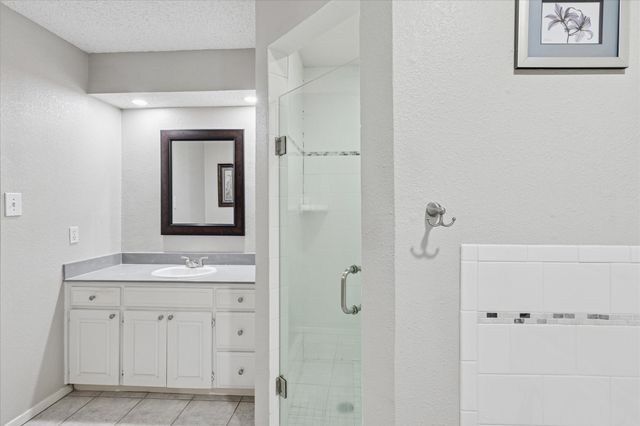 2618 Keystone Drive, Arlington, TX 76006