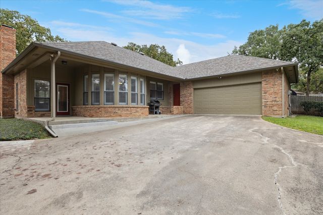 2618 Keystone Drive, Arlington, TX 76006
