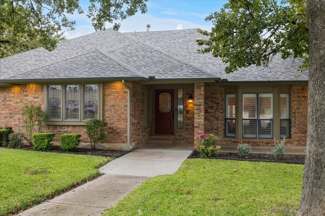 2618 Keystone Drive, Arlington, TX 76006