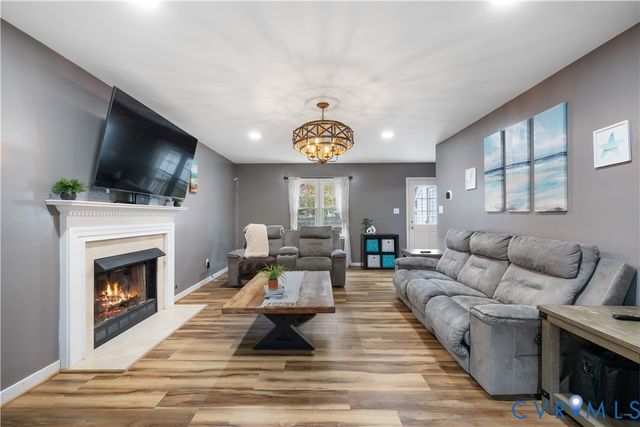 7736 Secretariat DR, Midlothian, VA 23112