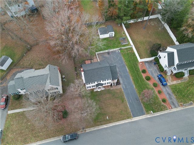 7736 Secretariat DR, Midlothian, VA 23112