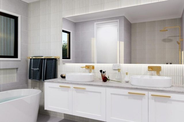 6305 253RD STREET E, Myakka City, FL 34251