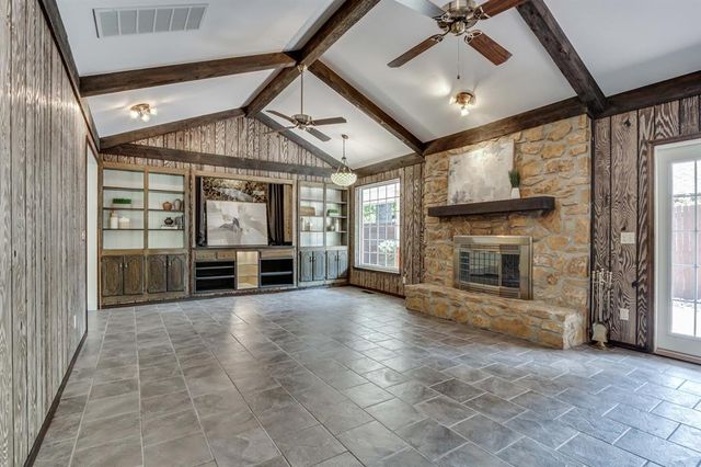 8230 NW 18th Street, Oklahoma City, OK 73127