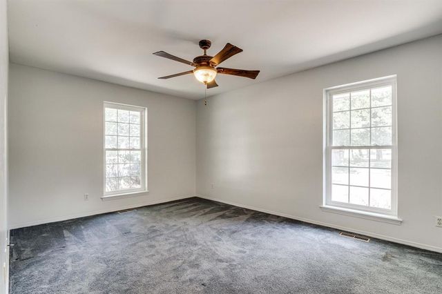 8230 NW 18th Street, Oklahoma City, OK 73127