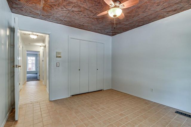 8230 NW 18th Street, Oklahoma City, OK 73127