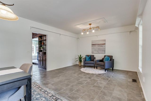 8230 NW 18th Street, Oklahoma City, OK 73127