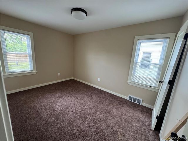 12621 Barlow Street, Detroit, MI 48205